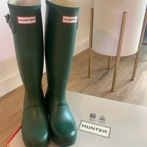 Matte Forest Green Hunter Rain Boots
